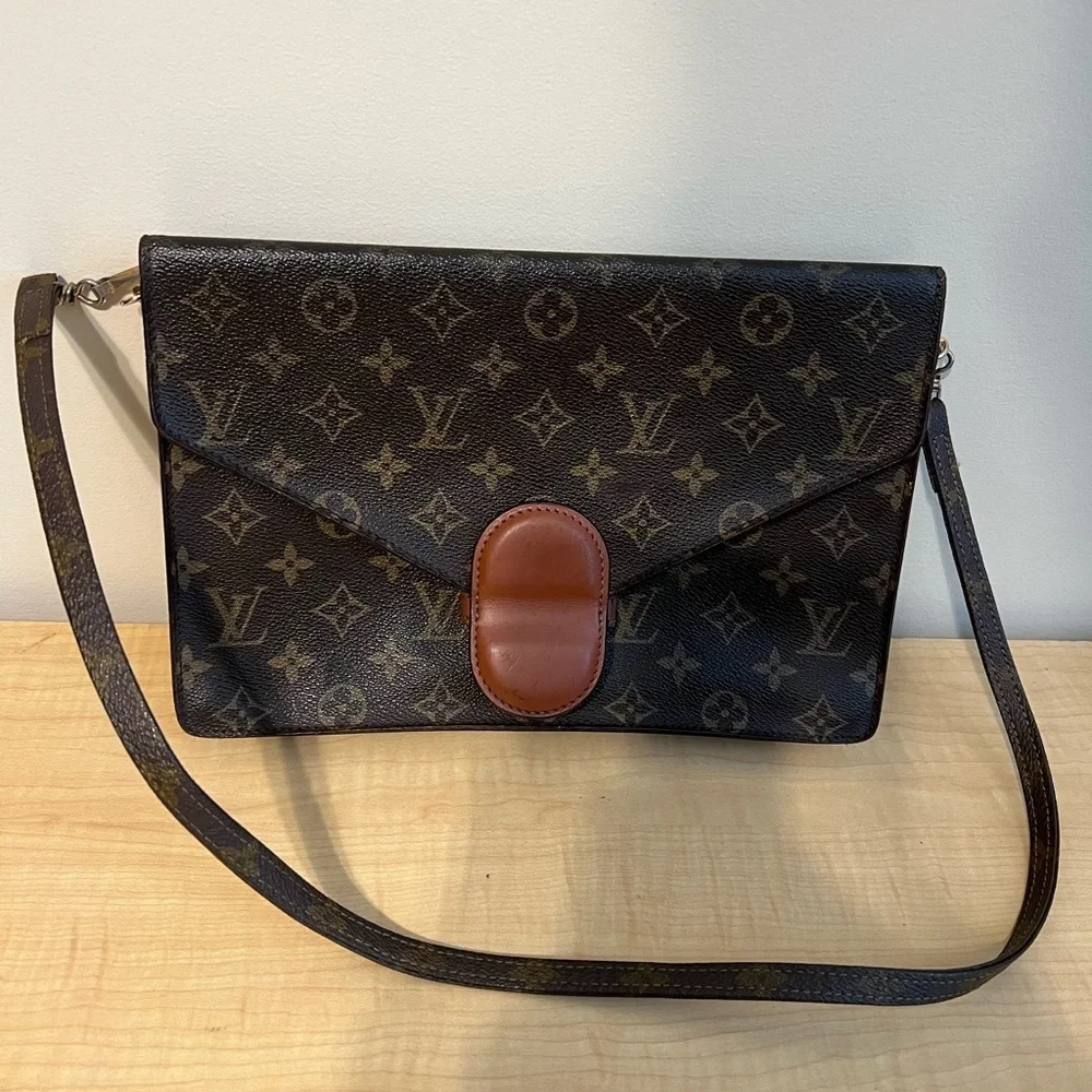 LV Vintage Ranelagh Clutch/Crossbody/Shoulder Bag